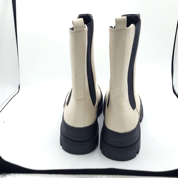 Sheln Off White Ivory Chelsea Combat Platform Boots Slip On women's size 10 - Picture 6 of 10